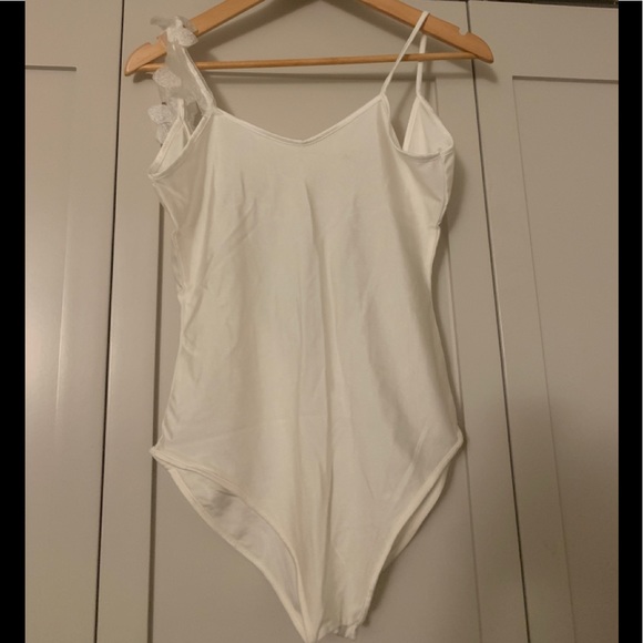 🍍One Piece Swimsuit/bodysuit - Ruffle Embellished - Picture 14 of 16